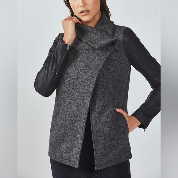 Fabletics Jackets & Blazers - Fabletics NWT Milano Charcoal Gray Fleece with Black Faux Leather Sleeves Coat